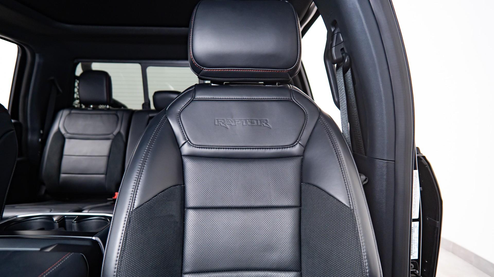 2025 FORD F-150 RAPTOR in Black, photo 45 of 60