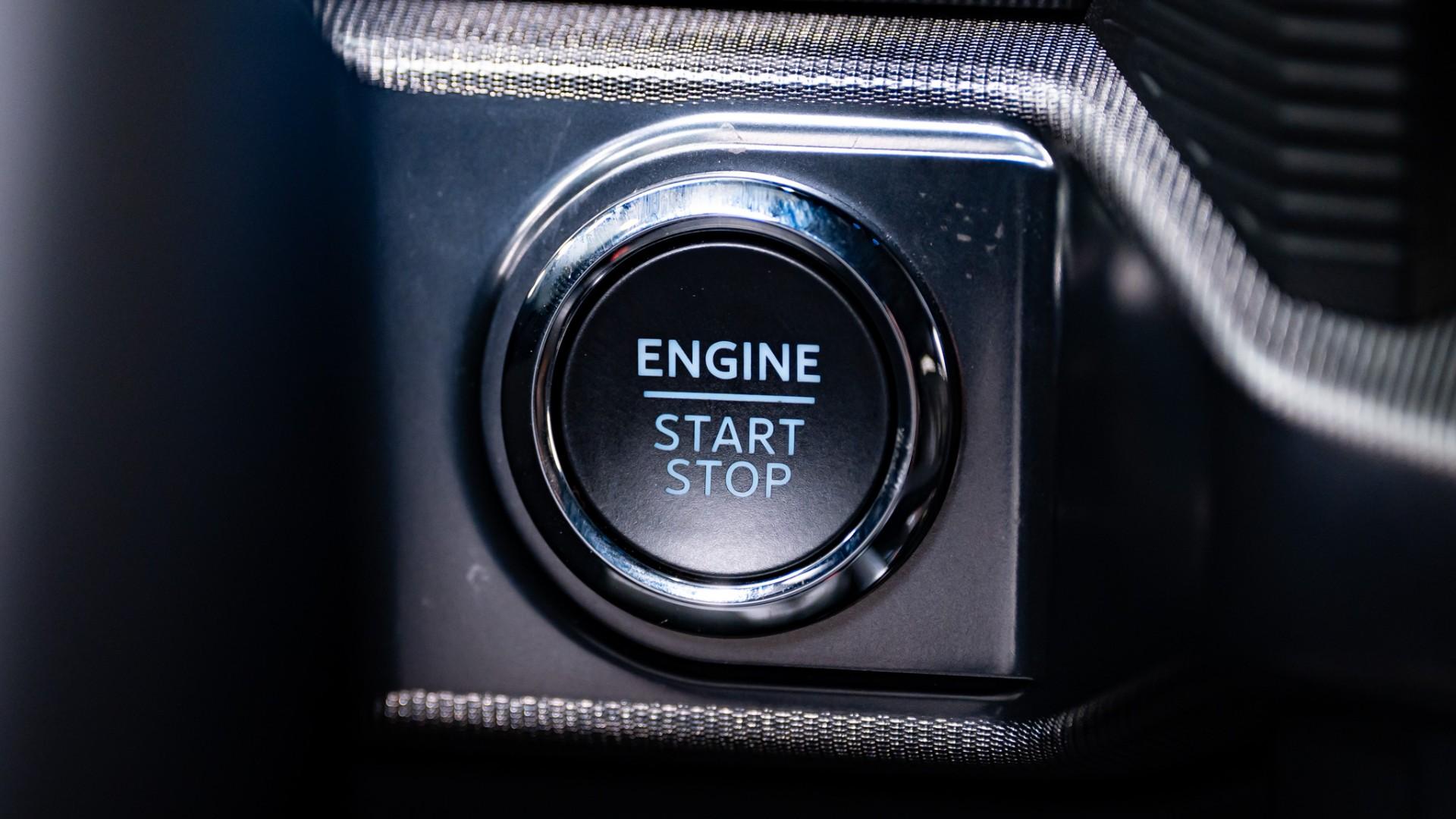2025 FORD F-150 RAPTOR in Black, photo 54 of 60