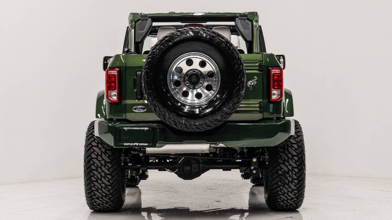 2023 FORD BRONCO in Green, photo 7 of 27