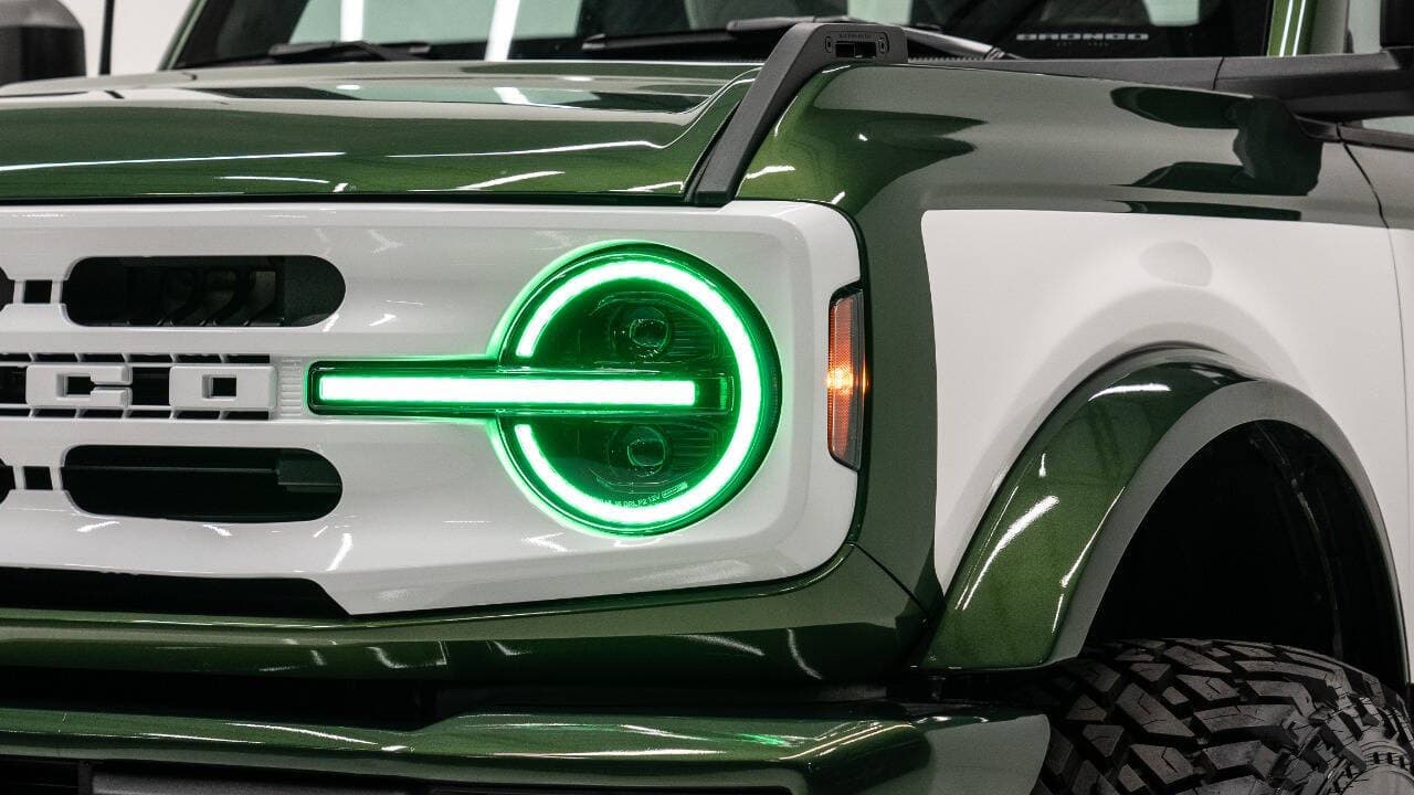 2023 FORD BRONCO in Green, photo 14 of 27