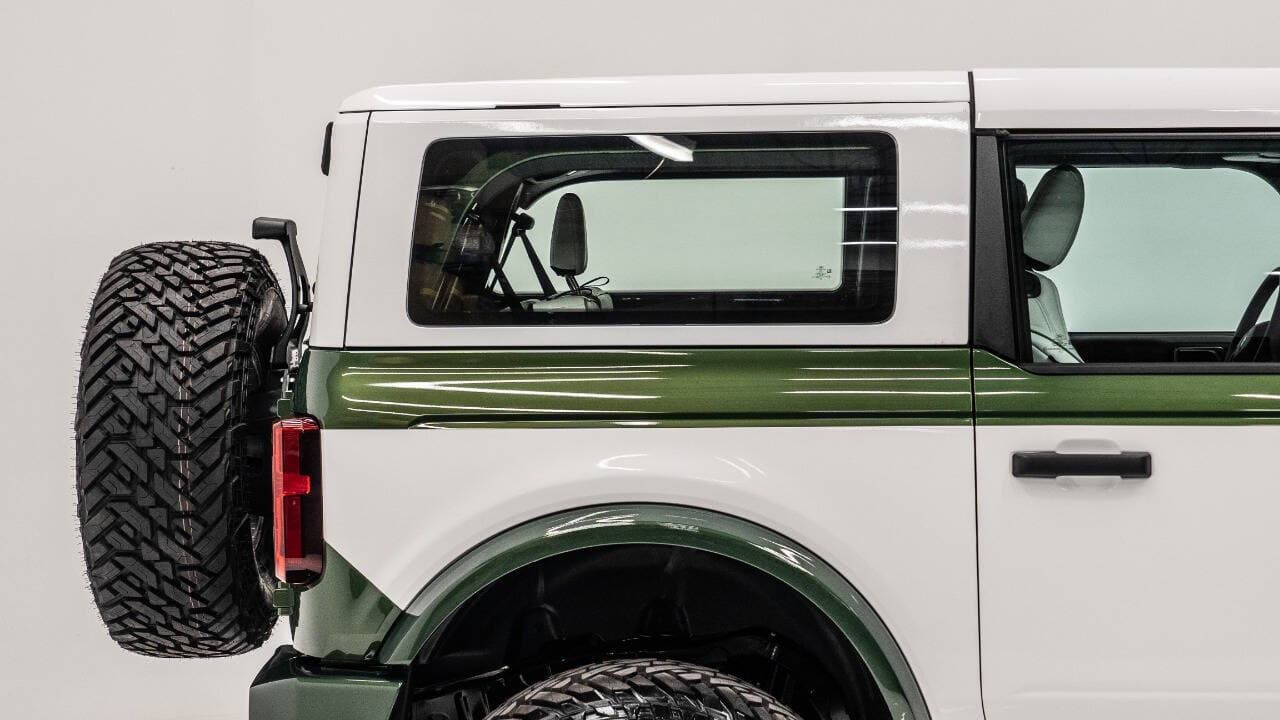 2023 FORD BRONCO in Green, photo 6 of 27