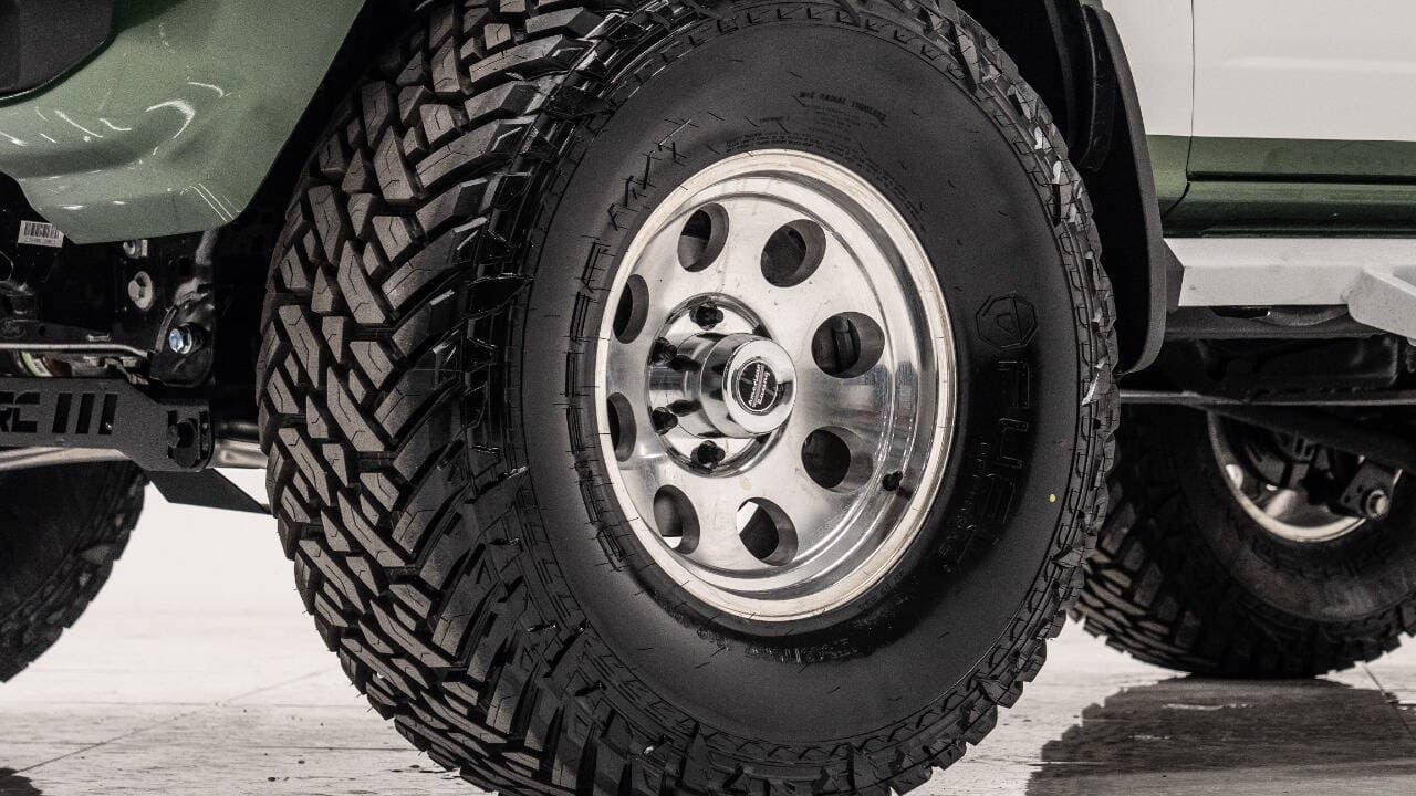 2023 FORD BRONCO in Green, photo 15 of 27