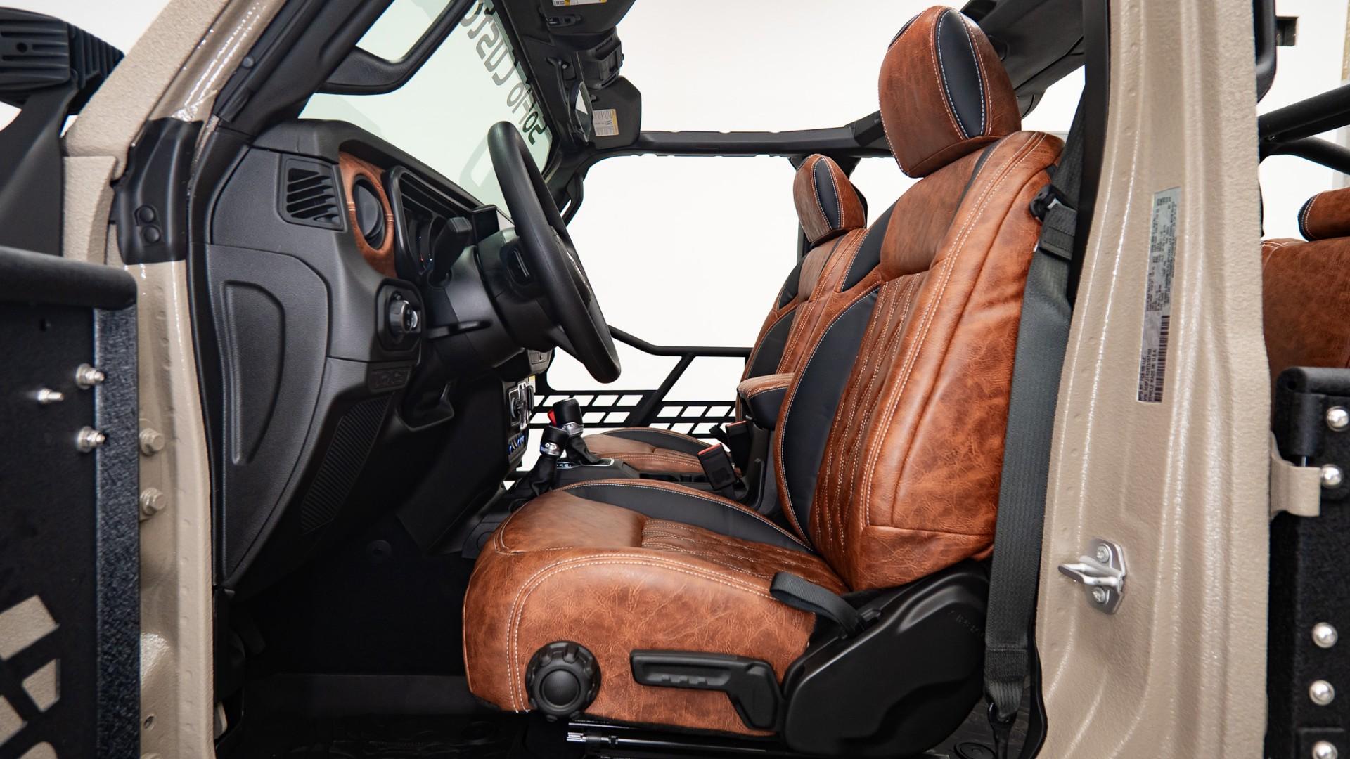 2026 JEEP GLADIATOR in Tan, photo 34 of 53