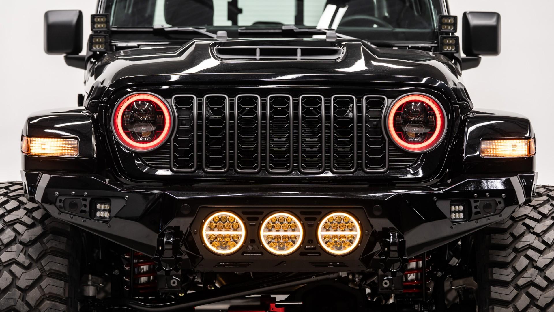 2026 JEEP GLADIATOR in Black, photo 22 of 57