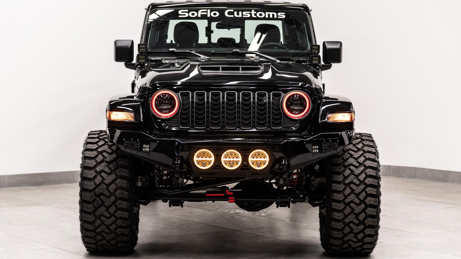 2026 JEEP GLADIATOR in Black, photo 21 of 57