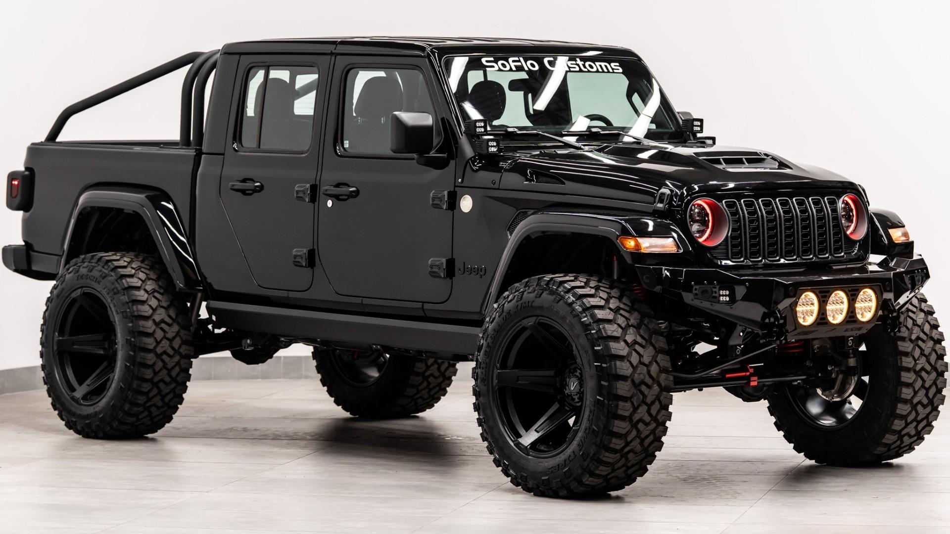 2026 JEEP GLADIATOR in Black, photo 5 of 57