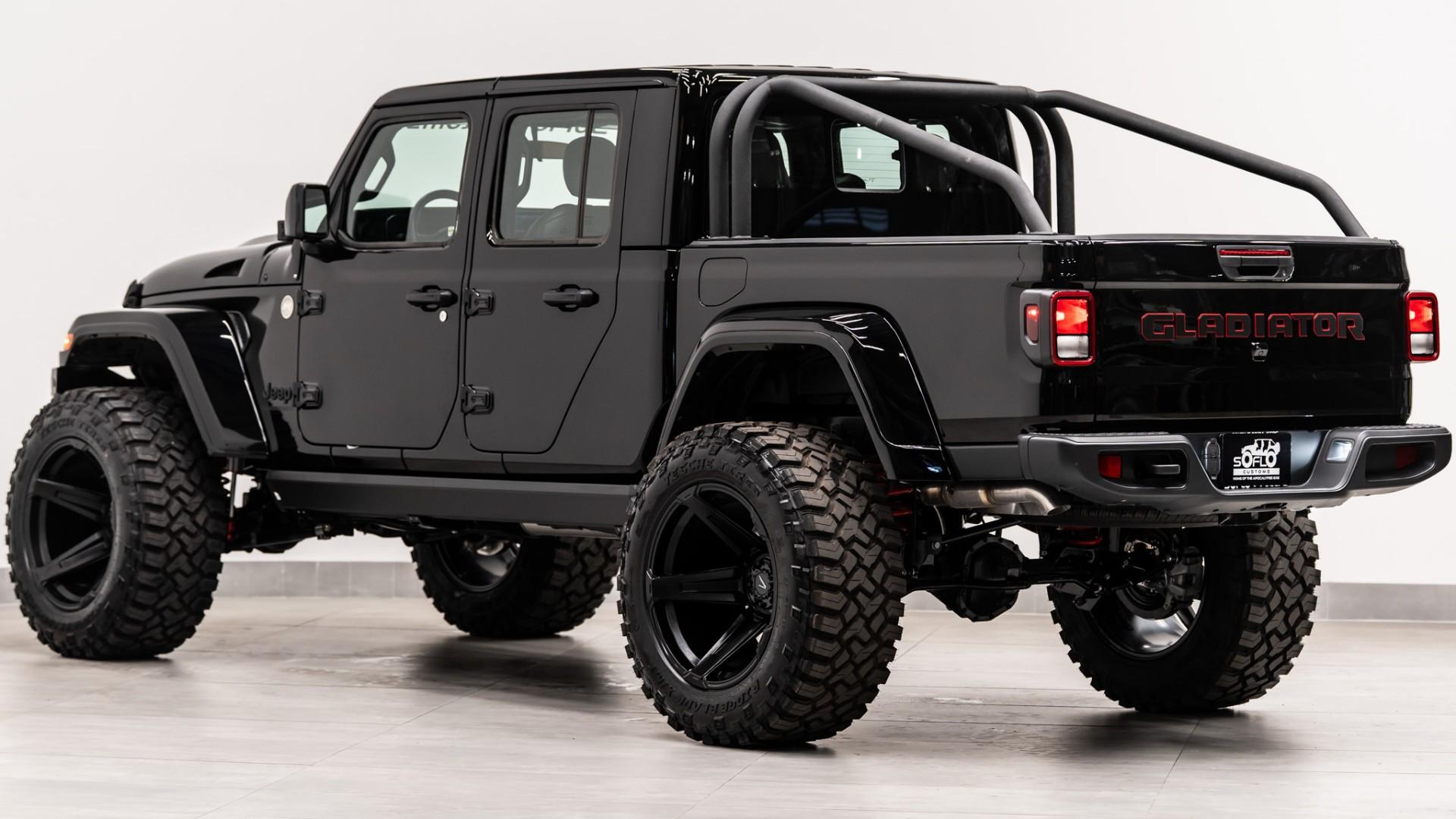 2026 JEEP GLADIATOR in Black, photo 15 of 57