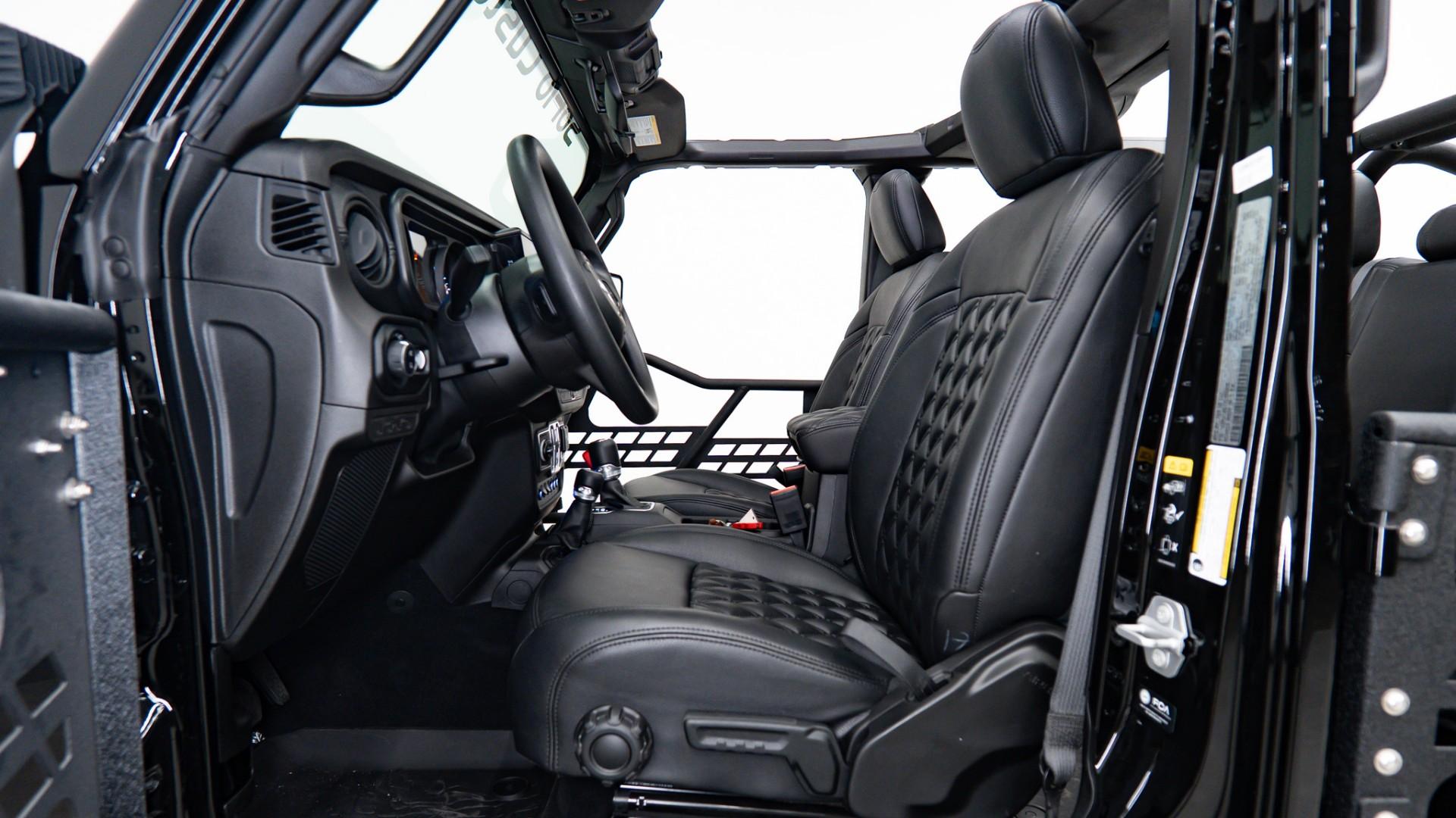 2026 JEEP GLADIATOR in Black, photo 40 of 57