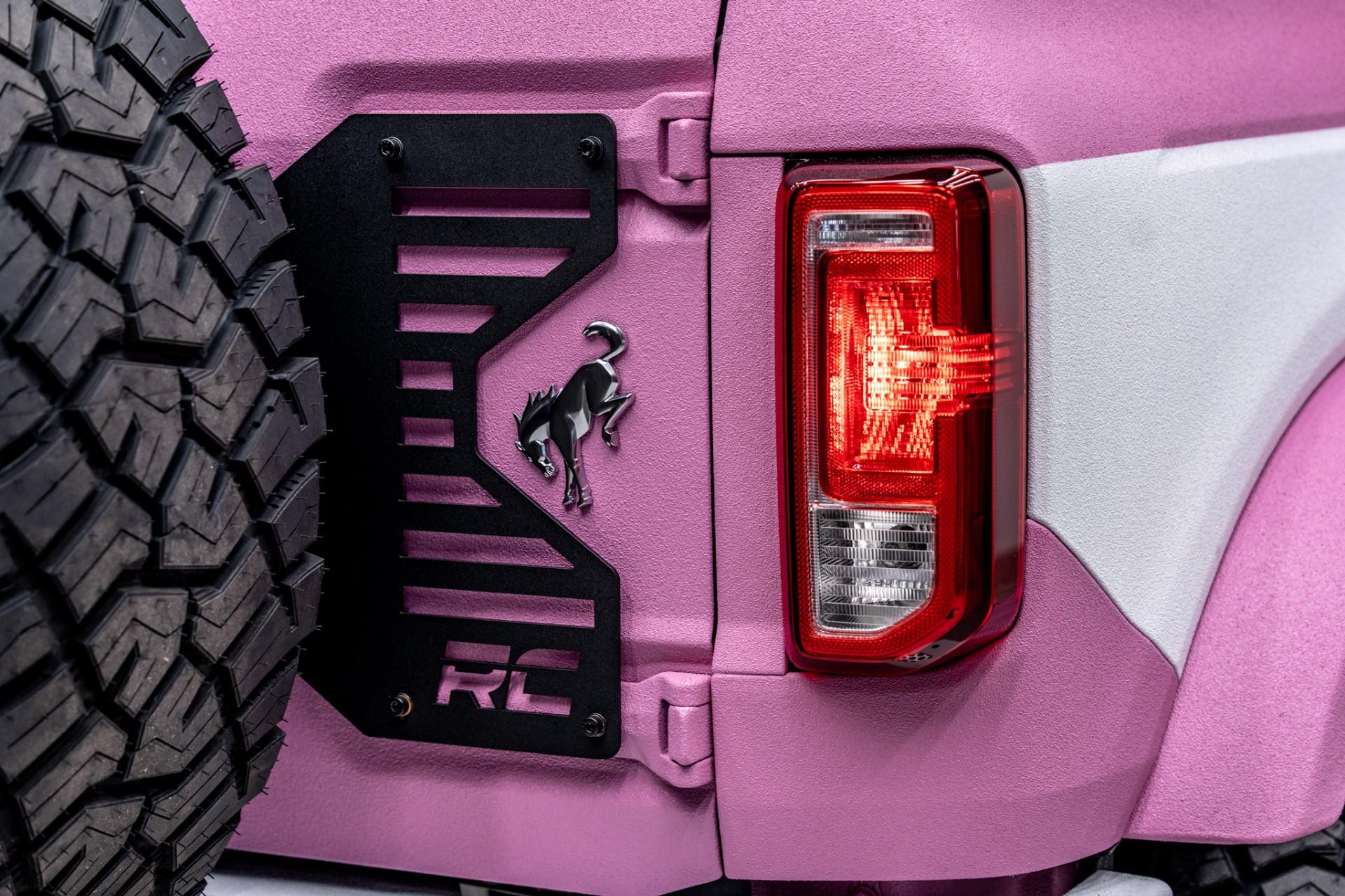 2026 FORD BRONCO in Pink, photo 9 of 39