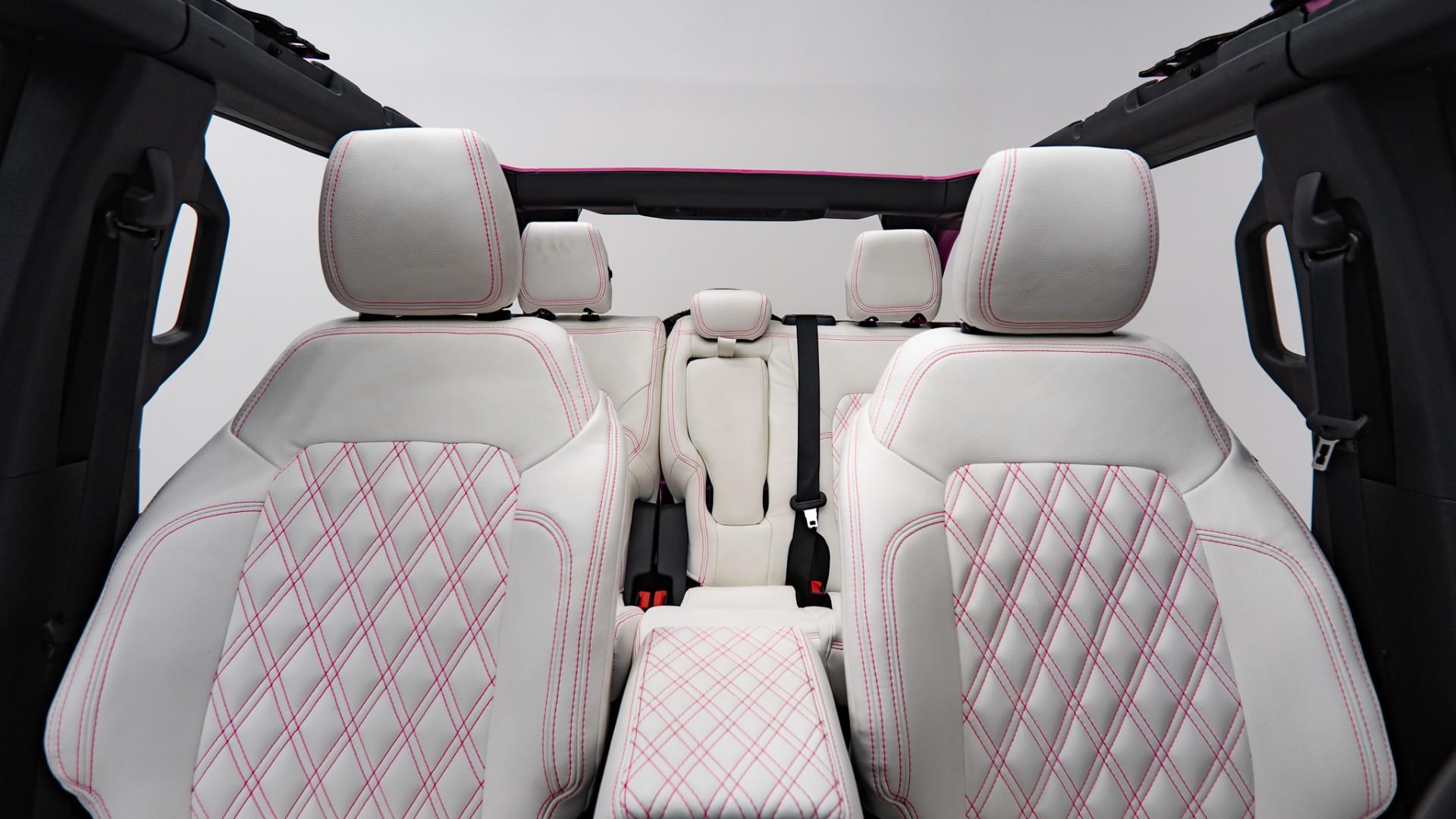 2026 FORD BRONCO in Pink, photo 31 of 53