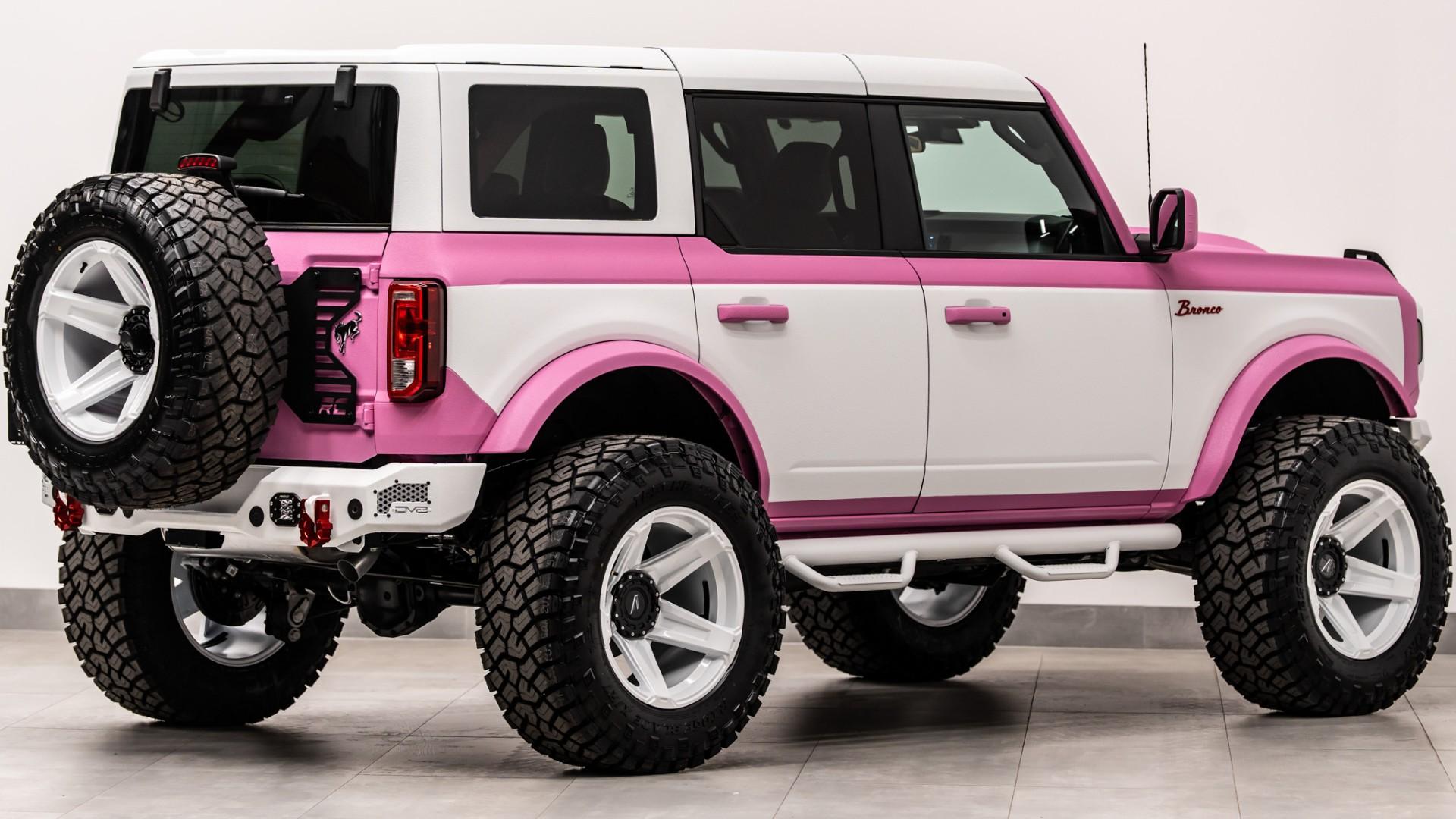 2026 FORD BRONCO in Pink, photo 8 of 53