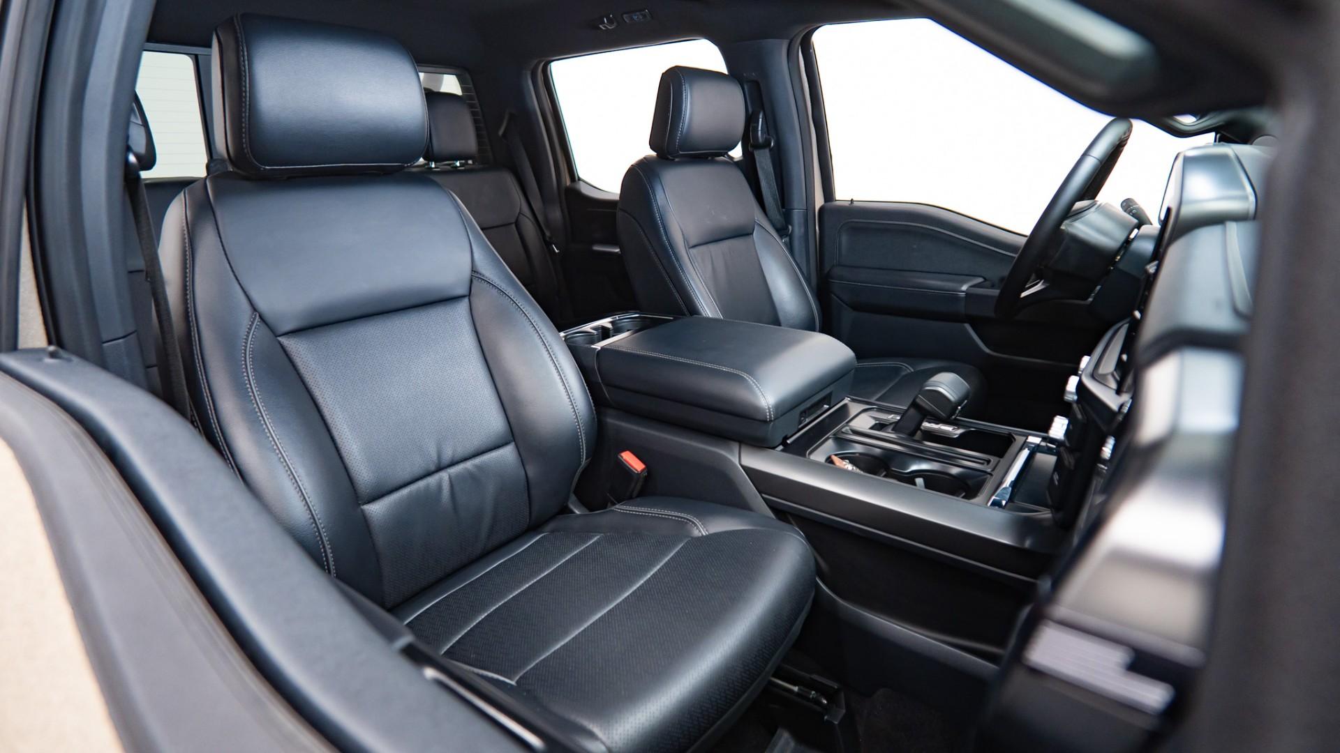 2025 FORD F-150 LARIAT in Tan, photo 28 of 43