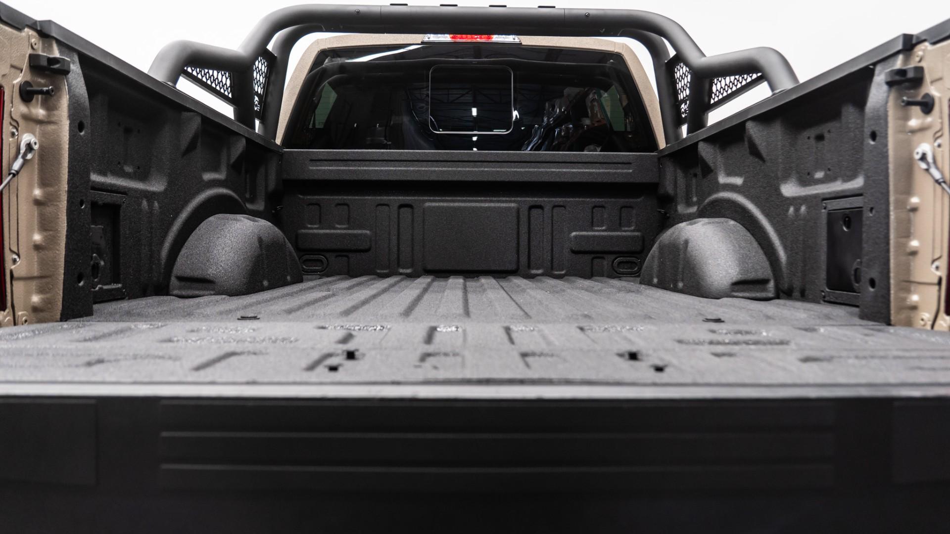 2025 FORD F-150 LARIAT in Tan, photo 43 of 43