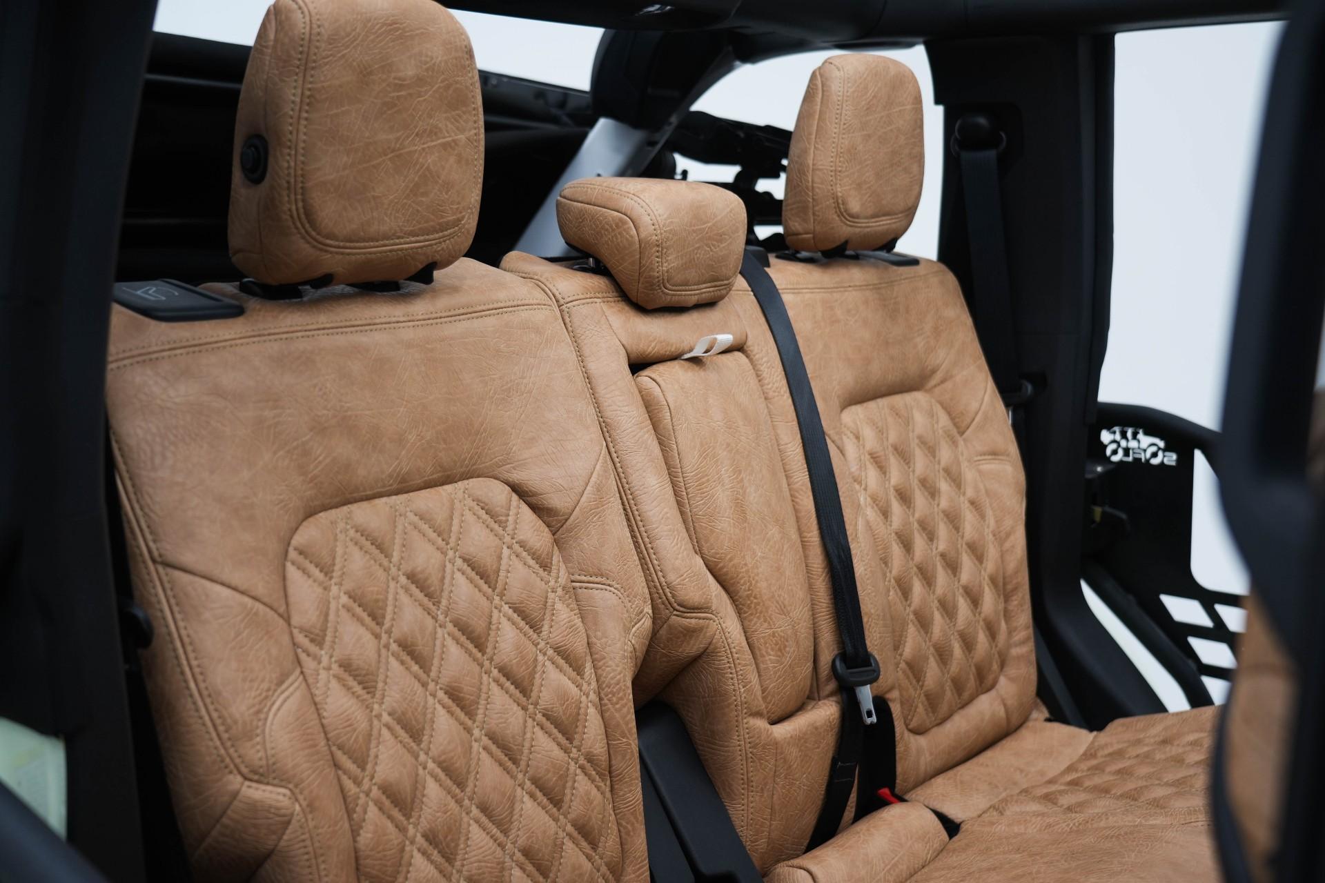 2025 FORD BRONCO in Green, photo 26 of 46