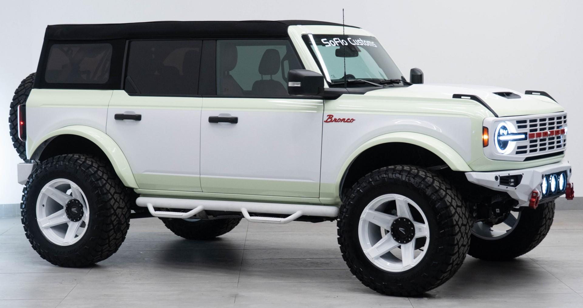 2025 FORD BRONCO in Green, photo 4 of 46