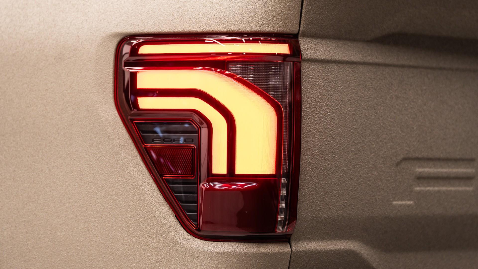 2025 FORD F-150 4X4 LARIAT in Tan, photo 13 of 42