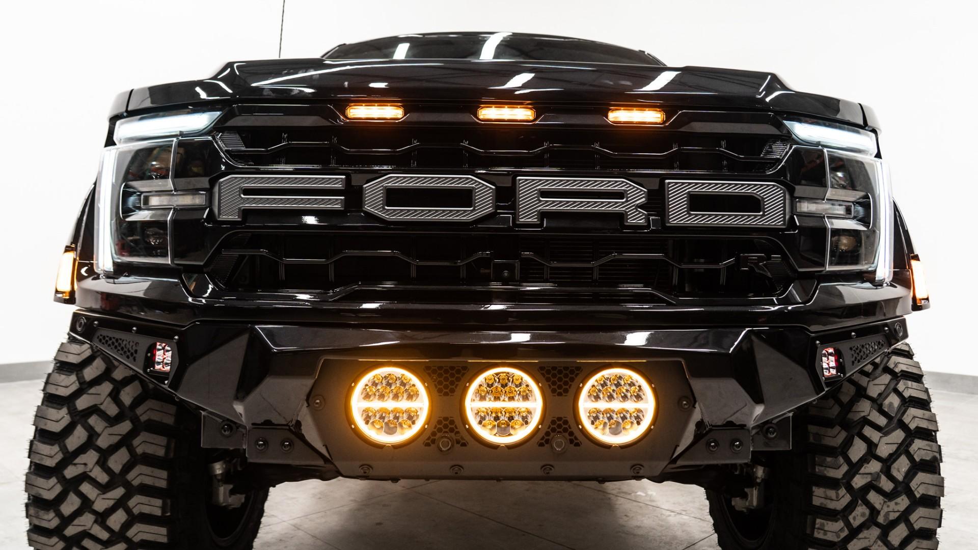 2025 FORD F-150 LARIAT in Black, photo 16 of 42