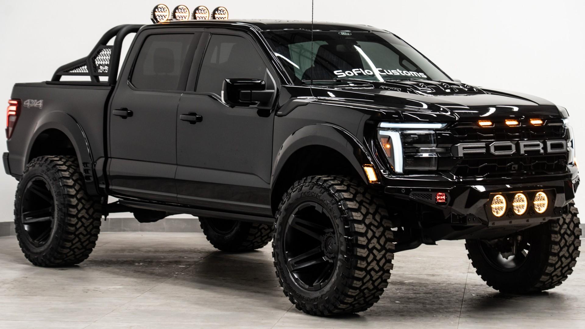 2025 FORD F-150 LARIAT in Black, photo 4 of 42