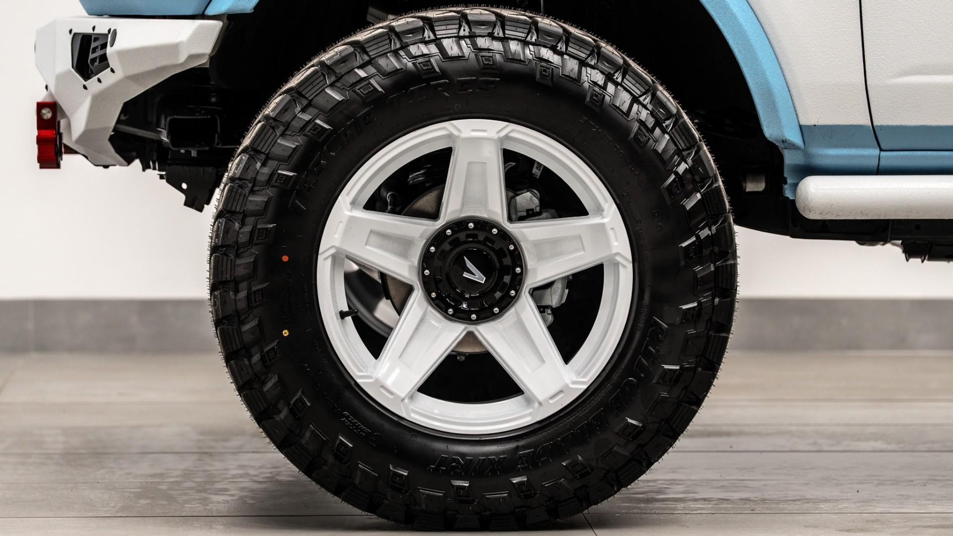 2026 FORD BRONCO in Baby Blue, photo 19 of 55