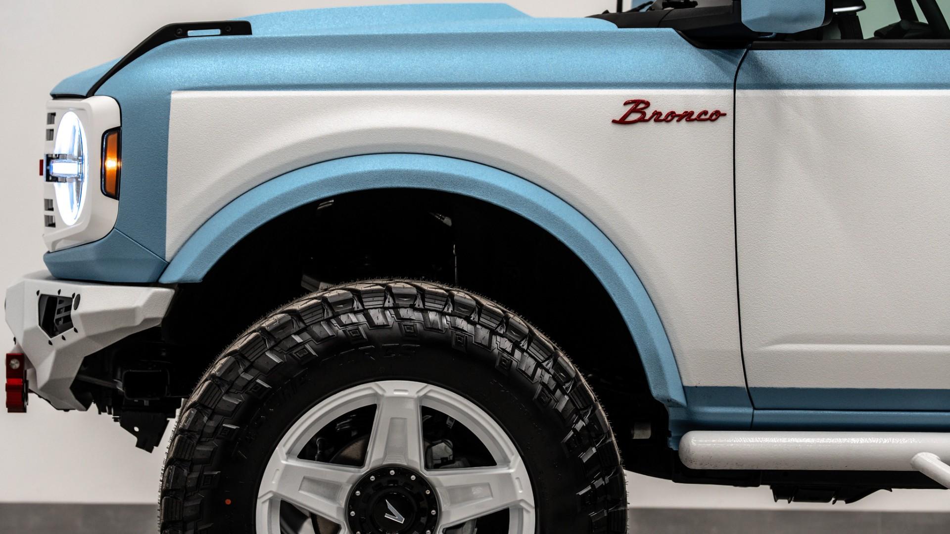 2026 FORD BRONCO in Baby Blue, photo 17 of 55