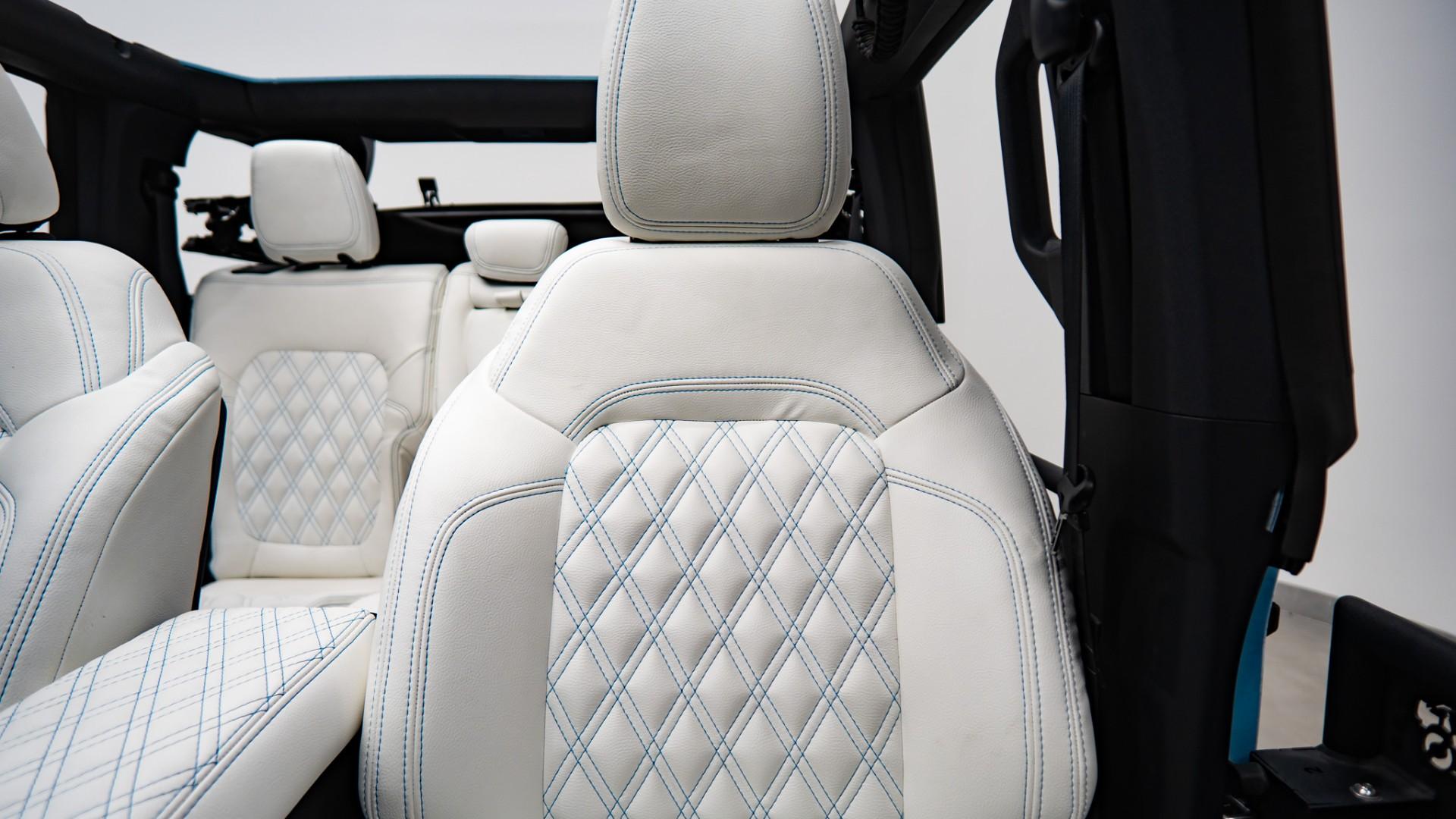 2024 FORD BRONCO in Baby Blue, photo 35 of 50