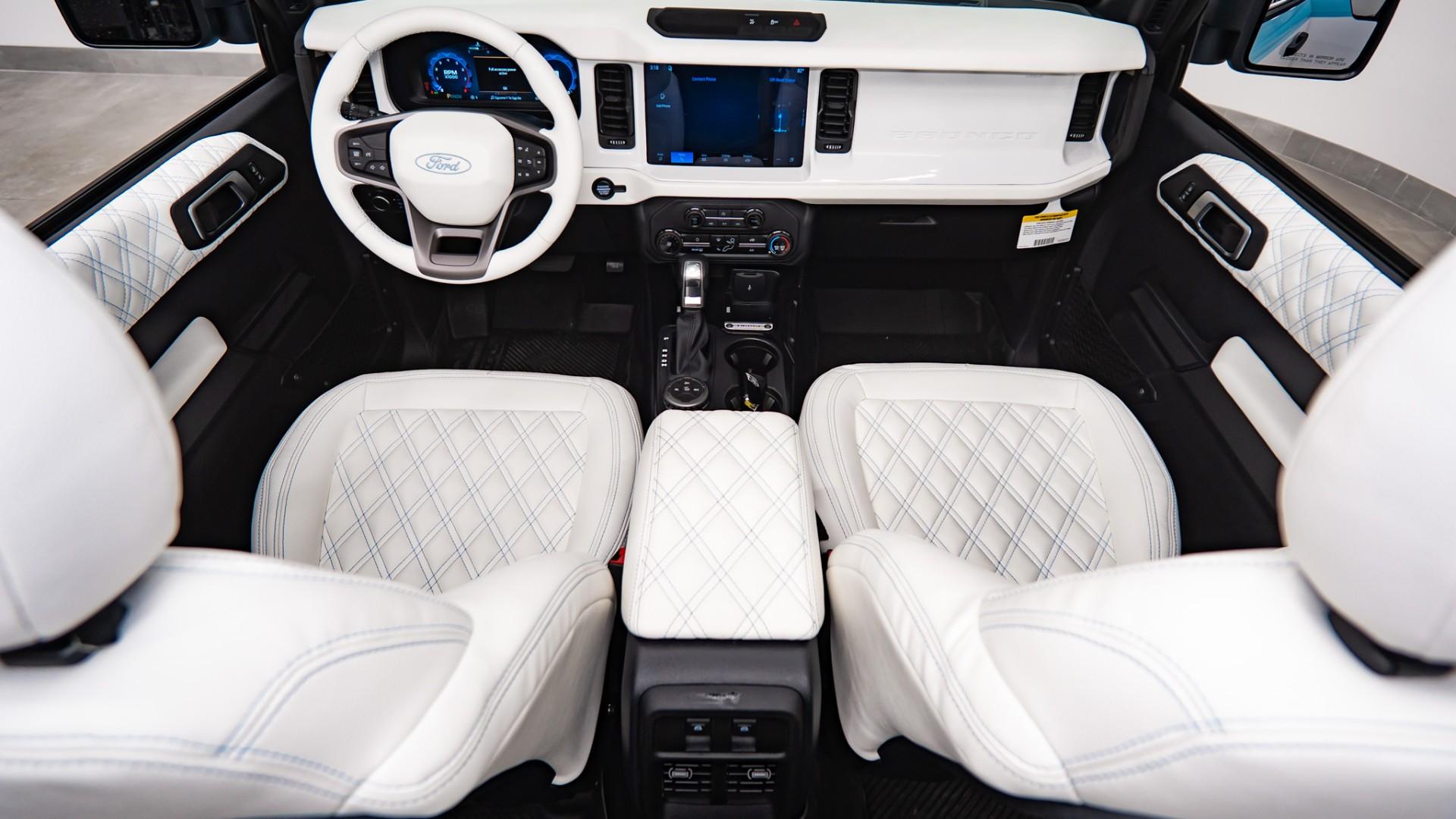 2026 FORD BRONCO in Blue, photo 3 of 54