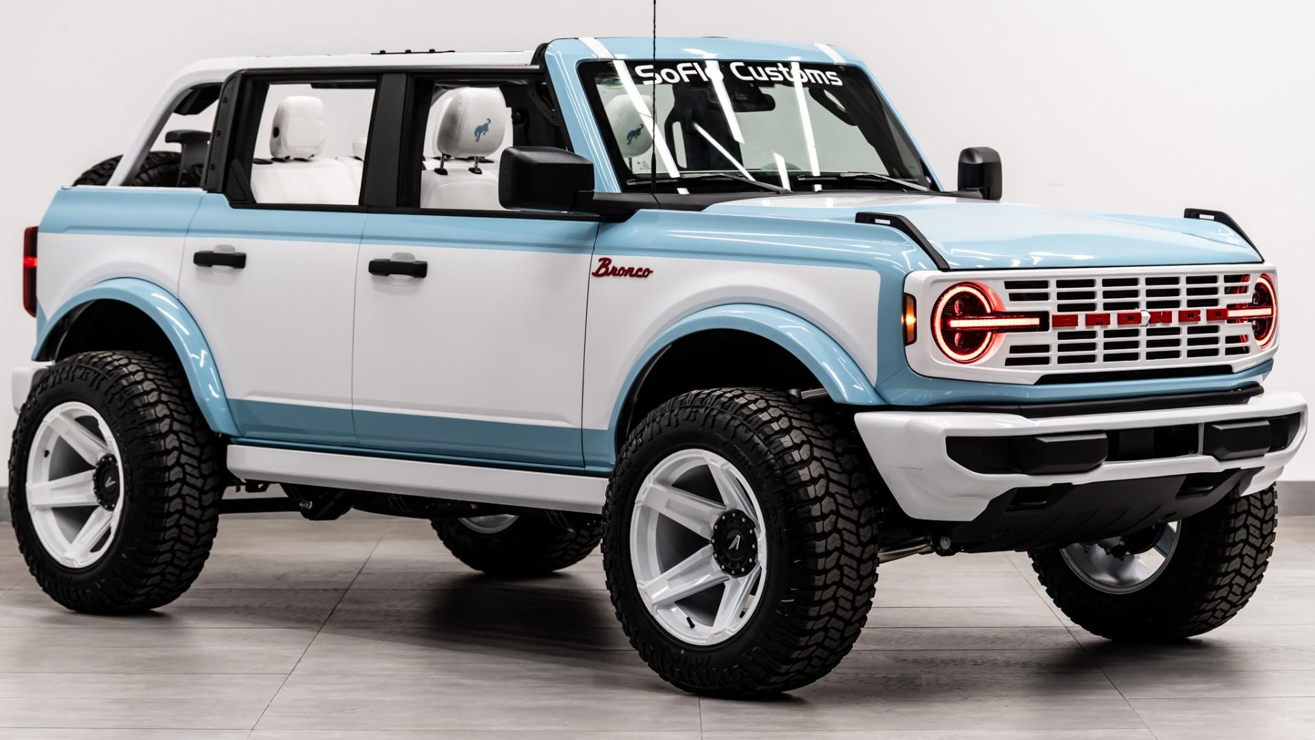 2026 FORD BRONCO in Blue, photo 13 of 54