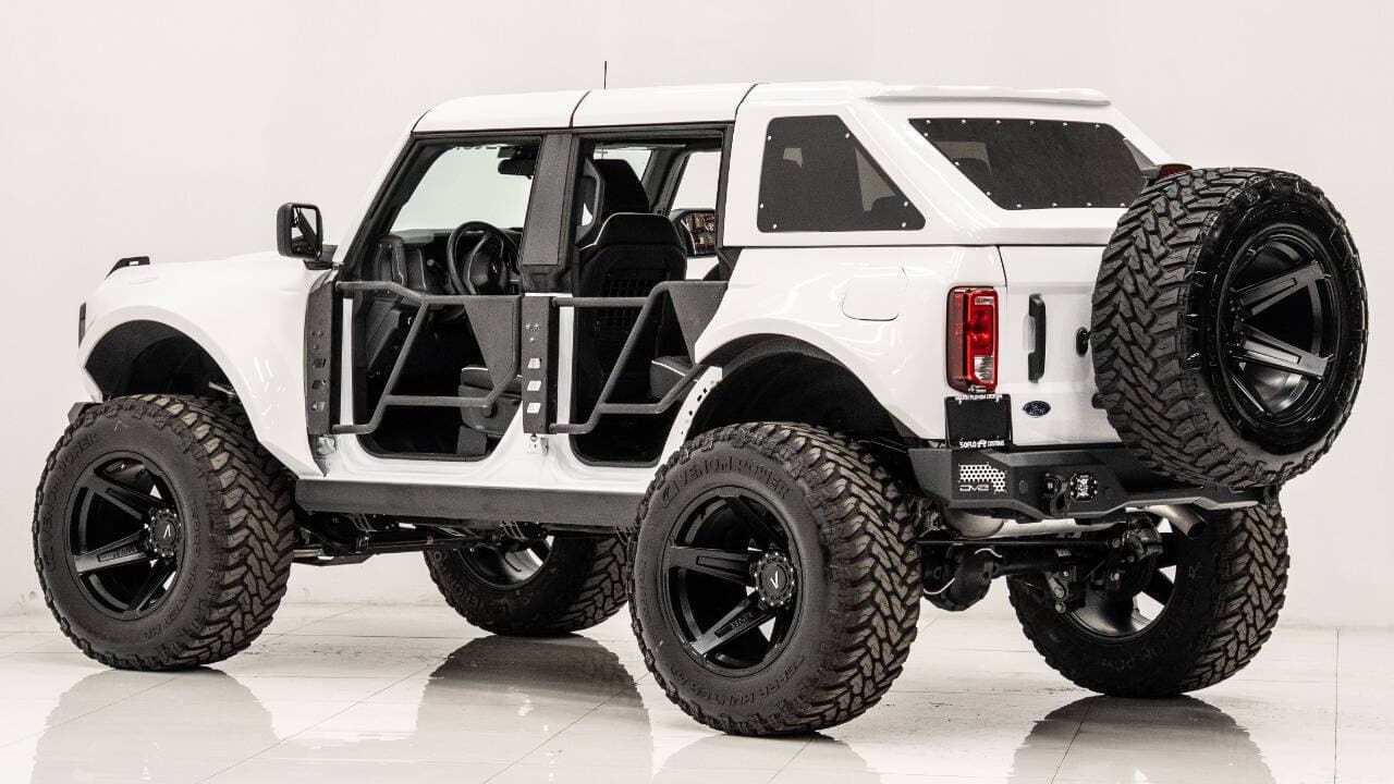 2024 FORD BRONCO in White, photo 20 of 22