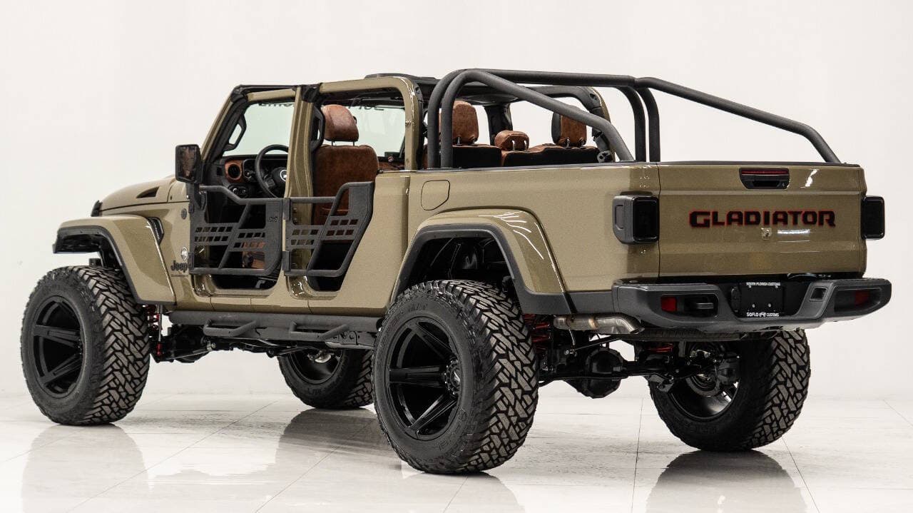 2025 JEEP GLADIATOR in 41, photo 17 of 22