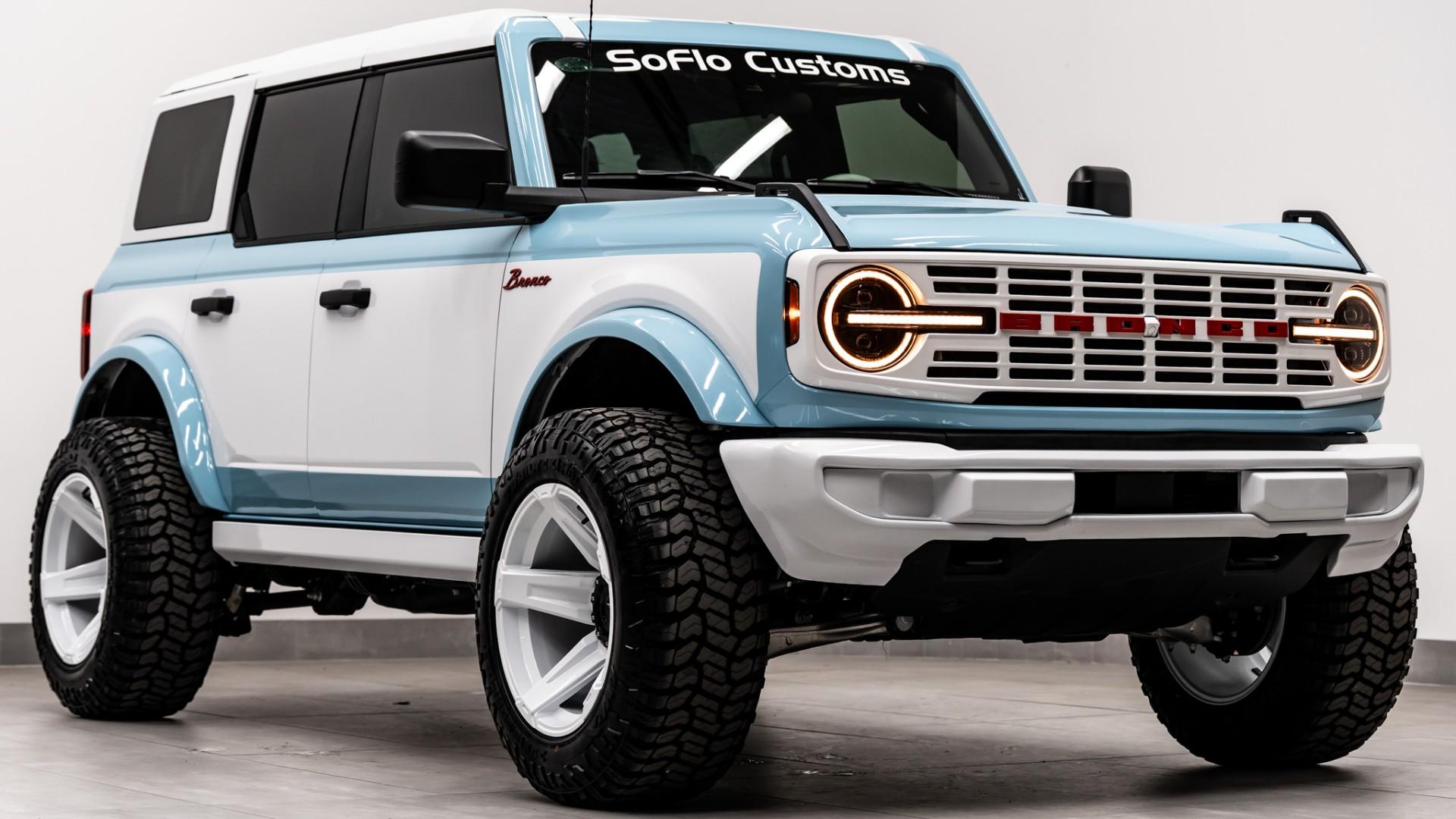 2026 FORD BRONCO 4X4 in Baby Blue, photo 6 of 52