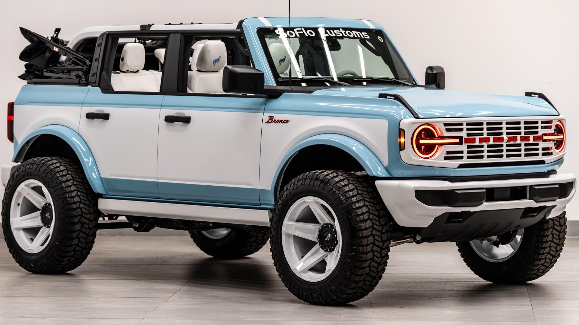 2026 FORD BRONCO in Baby Blue, photo 13 of 33