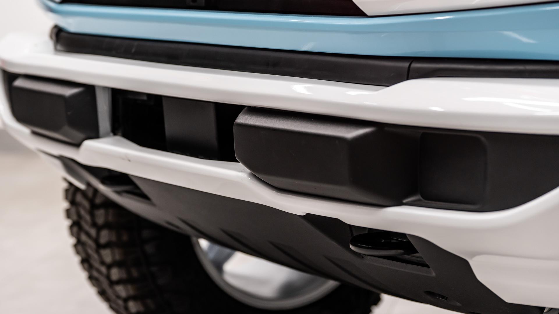 2026 FORD BRONCO in Baby Blue, photo 25 of 33