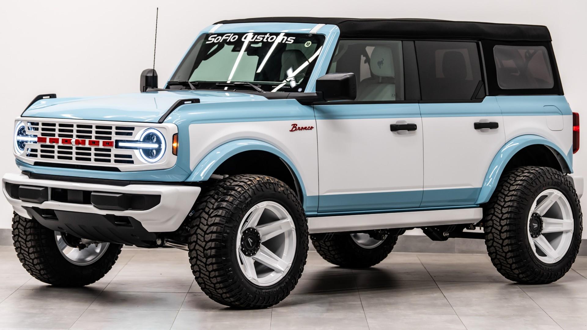 2026 FORD BRONCO in Baby Blue, photo 12 of 33