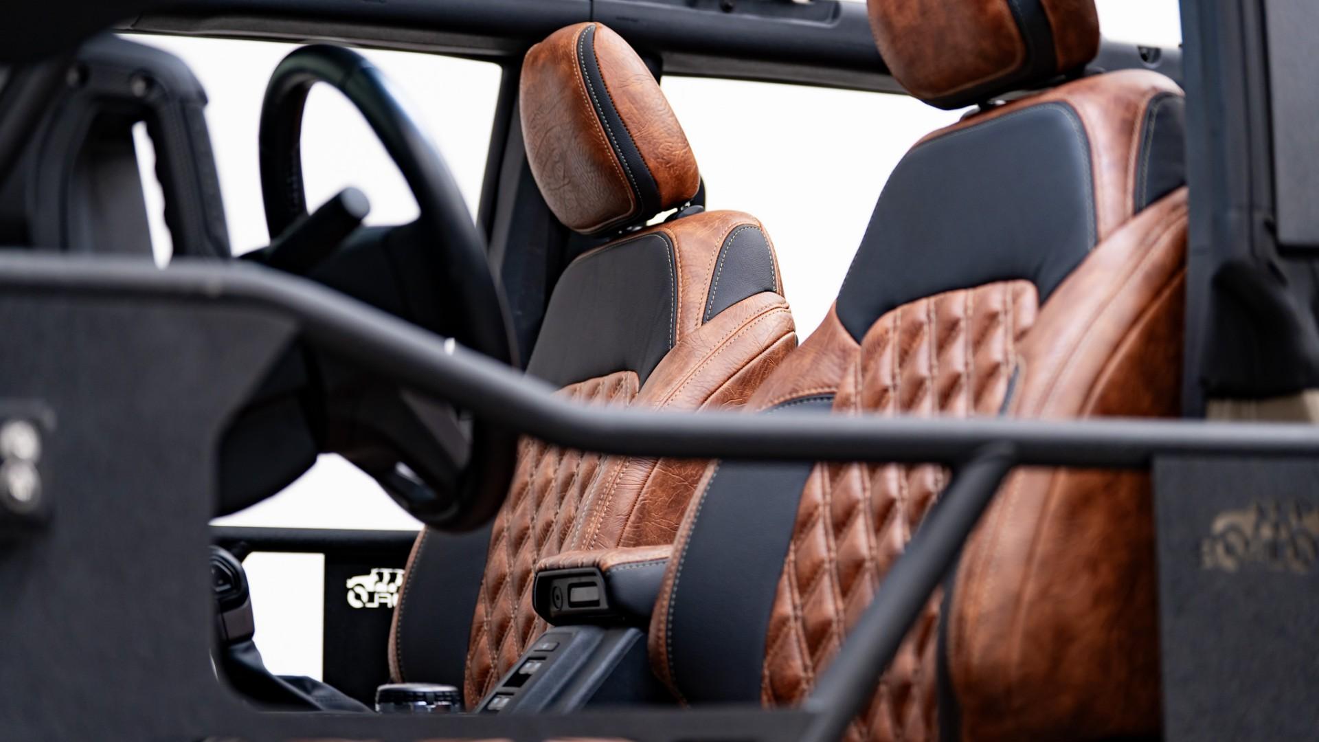 2025 FORD BRONCO in Tan, photo 33 of 53