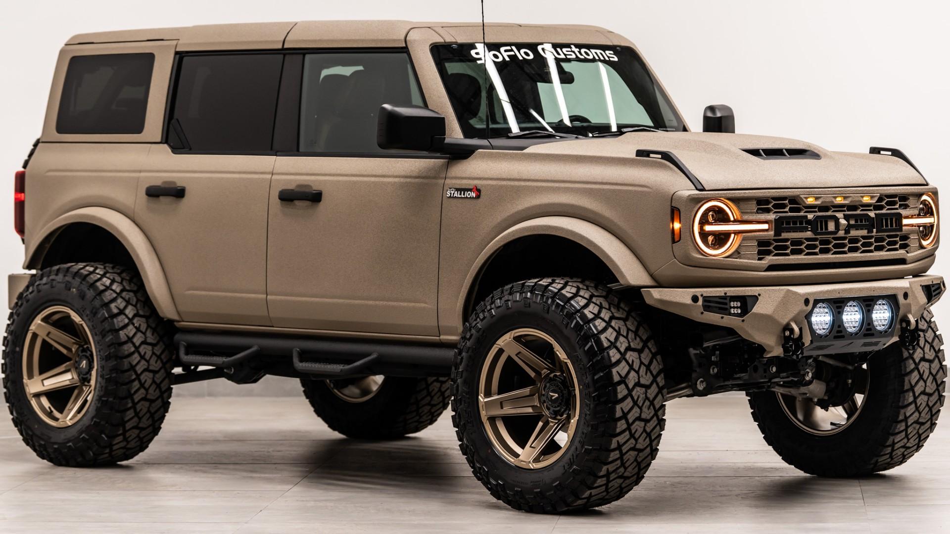 2025 FORD BRONCO in Tan, photo 4 of 53