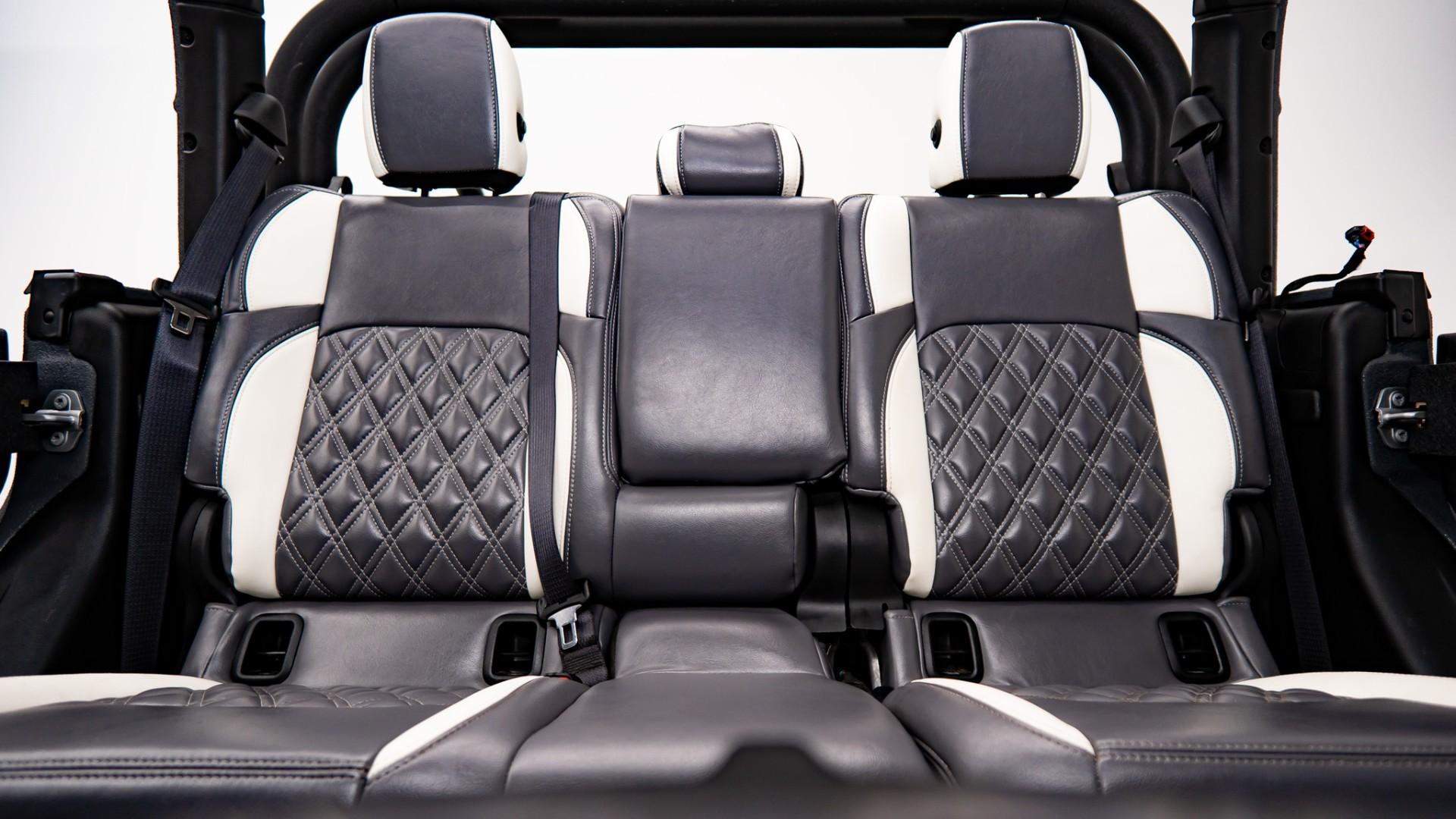 2025 JEEP GLADIATOR 4X4 in Gray, photo 29 of 60