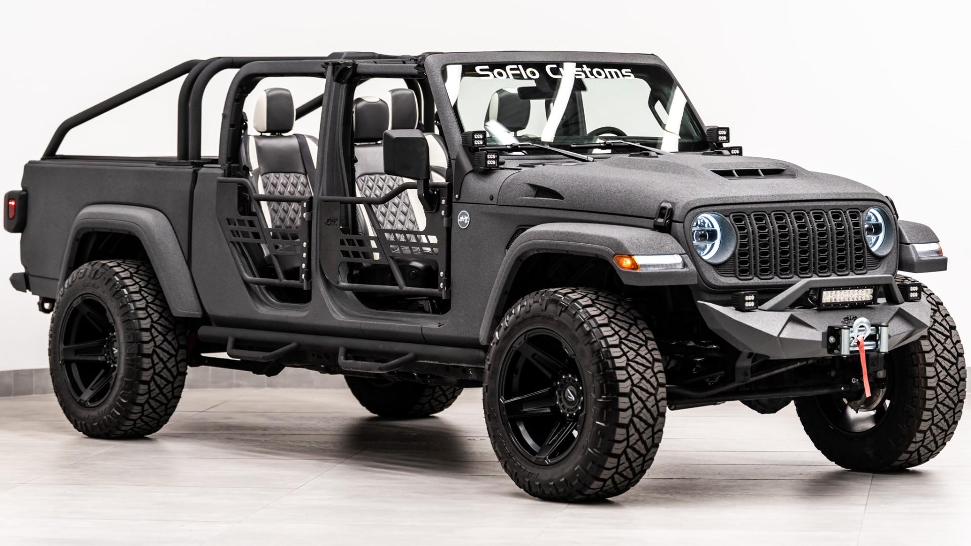 2025 JEEP GLADIATOR 4X4 in Gray, photo 13 of 60