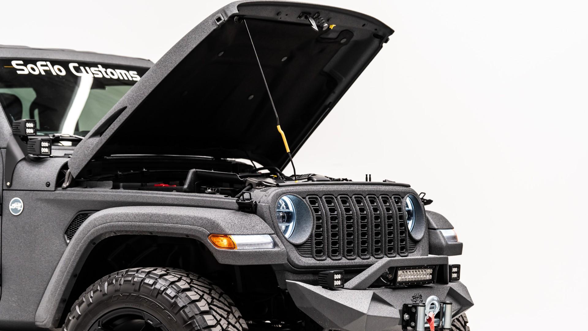 2025 JEEP GLADIATOR 4X4 in Gray, photo 41 of 60