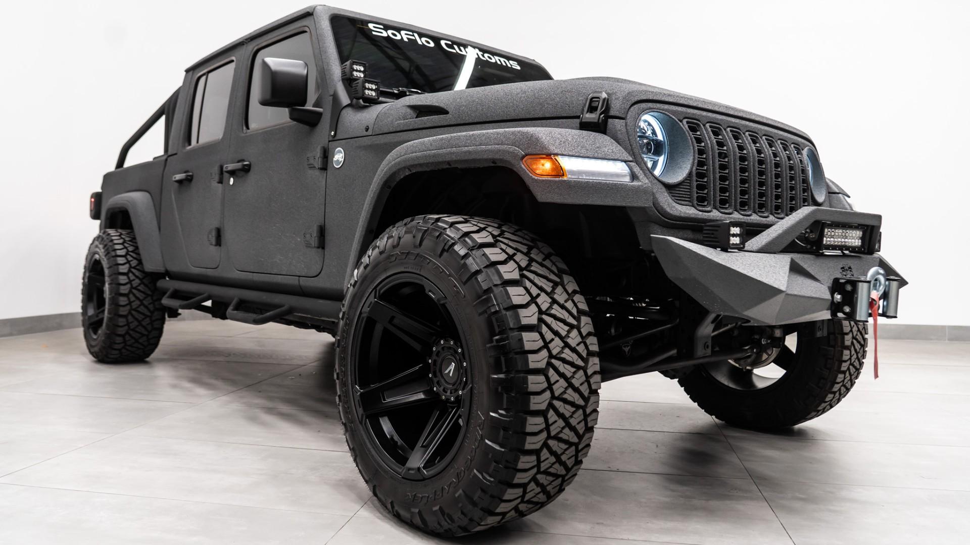 2025 JEEP GLADIATOR 4X4 in Gray, photo 45 of 60