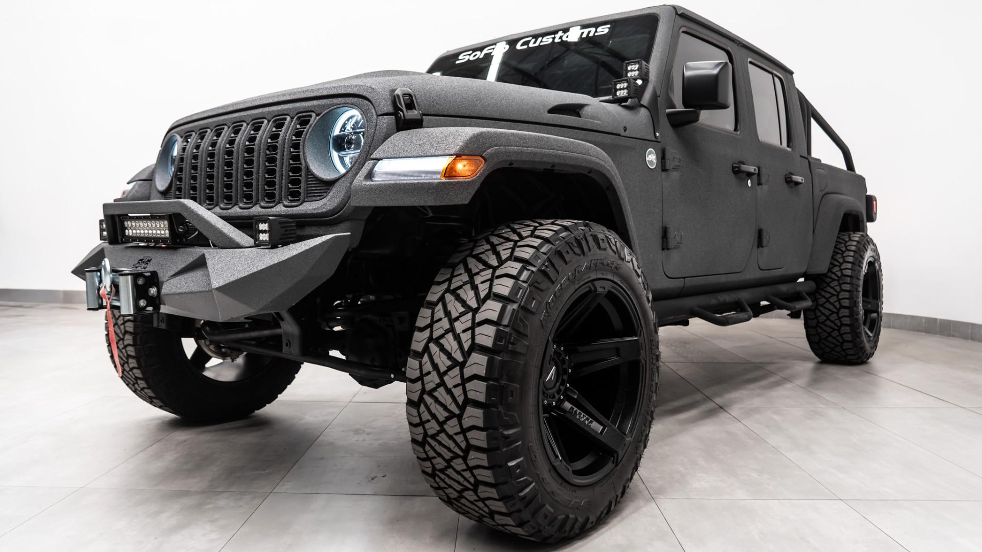 2025 JEEP GLADIATOR 4X4 in Gray, photo 46 of 60