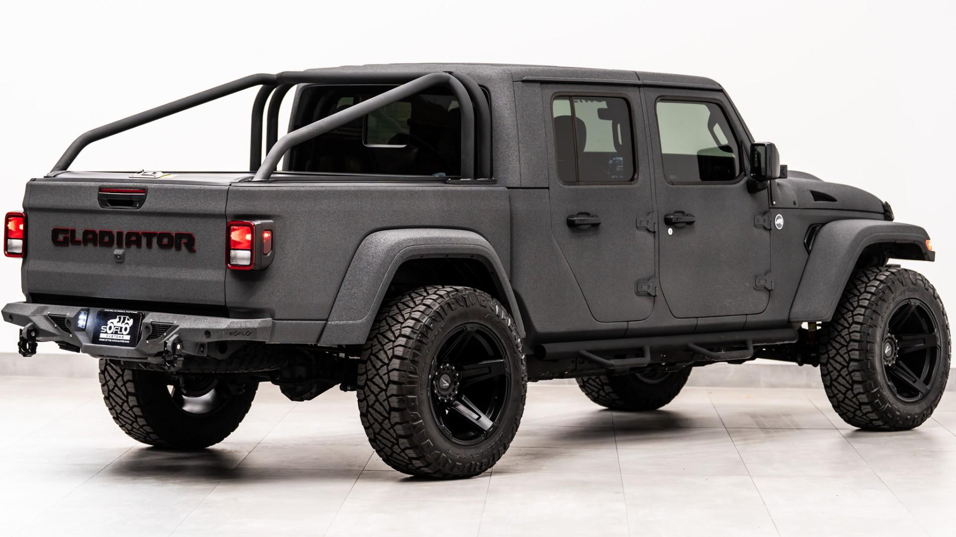 2025 JEEP GLADIATOR 4X4 in Gray, photo 9 of 60
