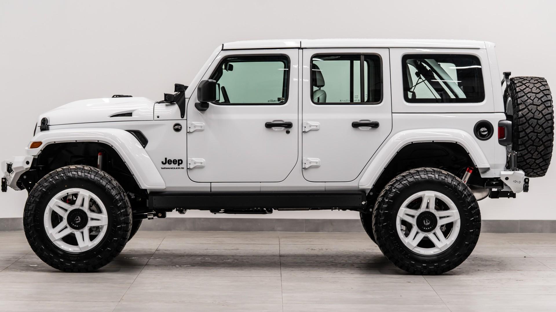 2026 JEEP WRANGLER in White, photo 11 of 45