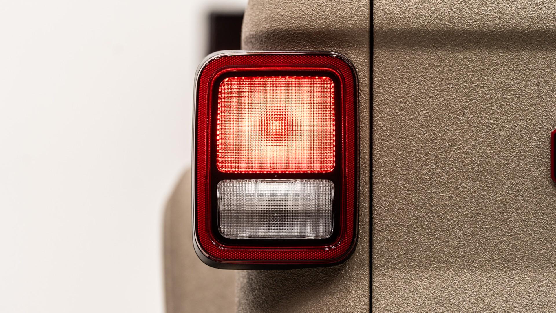 2026 JEEP GLADIATOR in Tan, photo 14 of 53