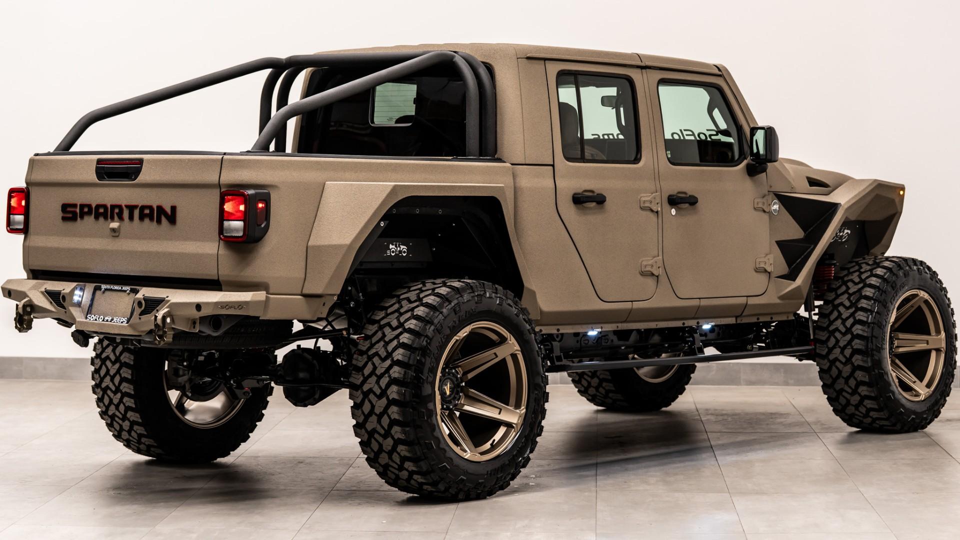 2026 JEEP GLADIATOR in Tan, photo 8 of 54