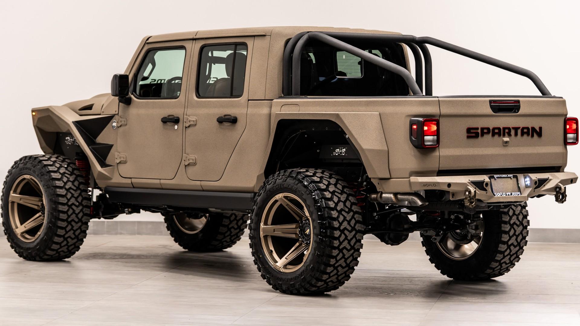 2026 JEEP GLADIATOR in Tan, photo 15 of 54