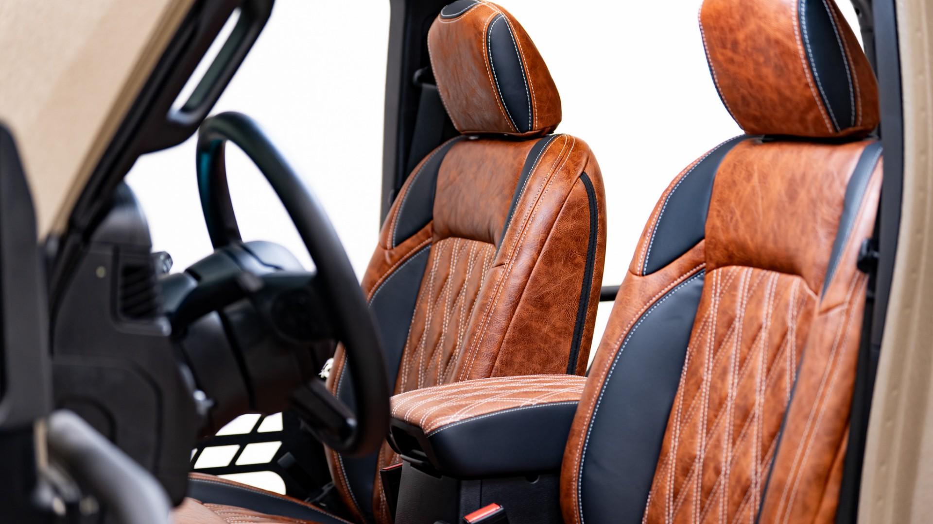 2026 JEEP GLADIATOR in Tan, photo 38 of 54