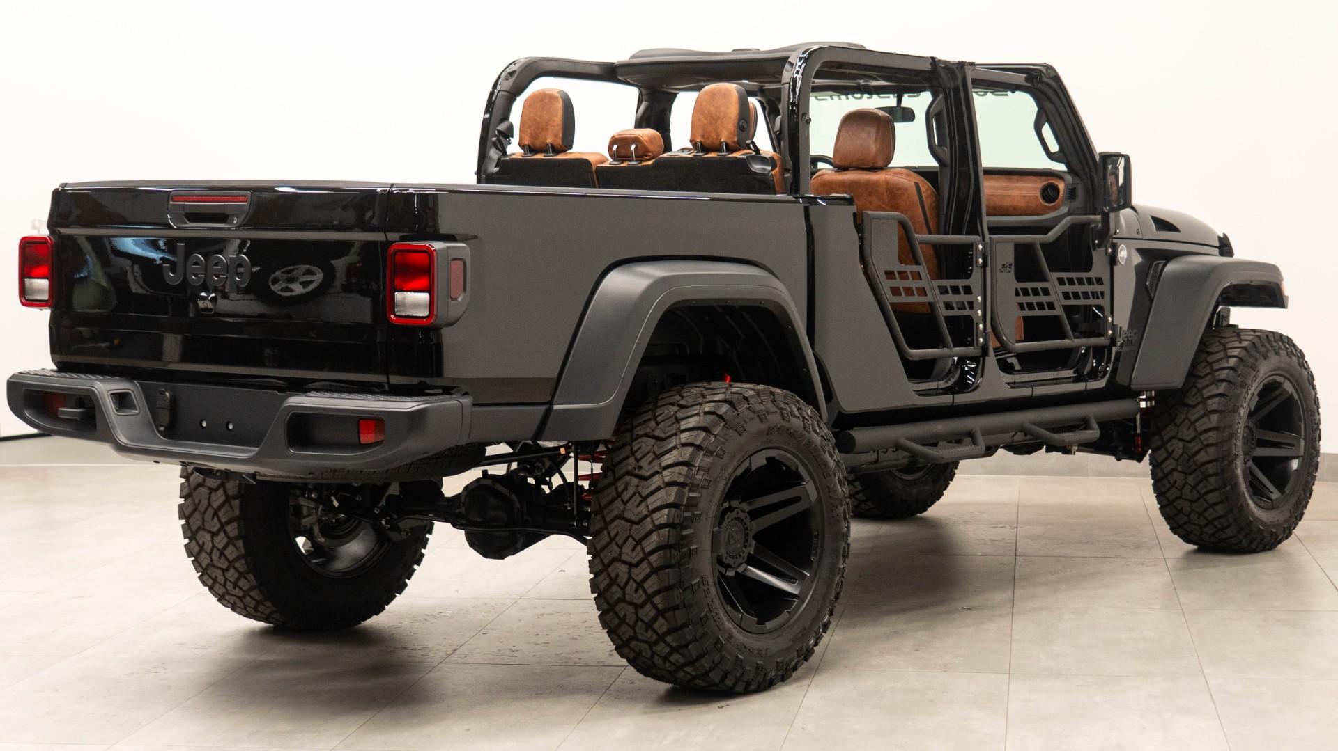 2026 JEEP GLADIATOR in Black, photo 15 of 54