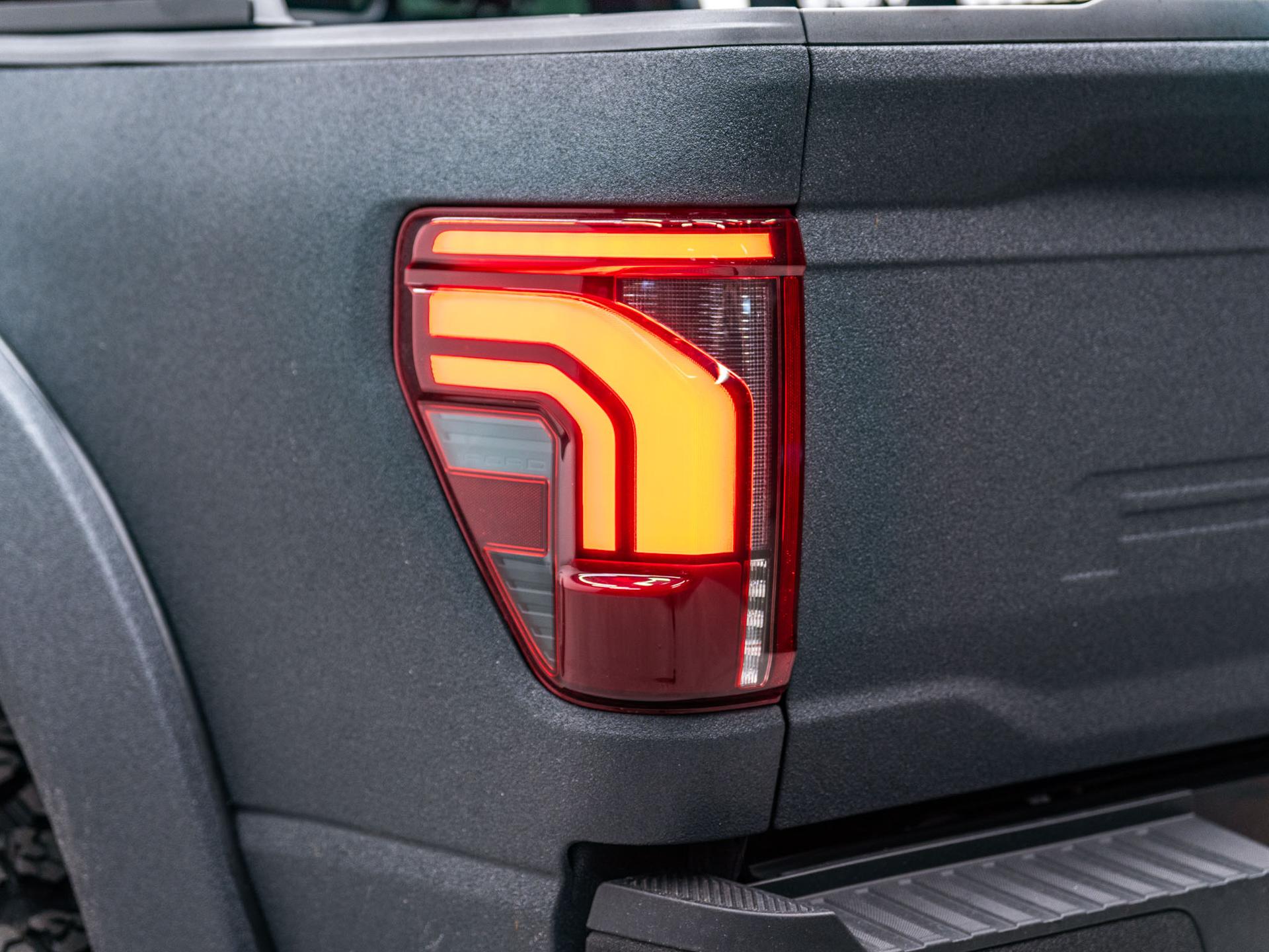 2025 FORD F-150 4X4 LARIAT in Gun Metal Gray, photo 18 of 54