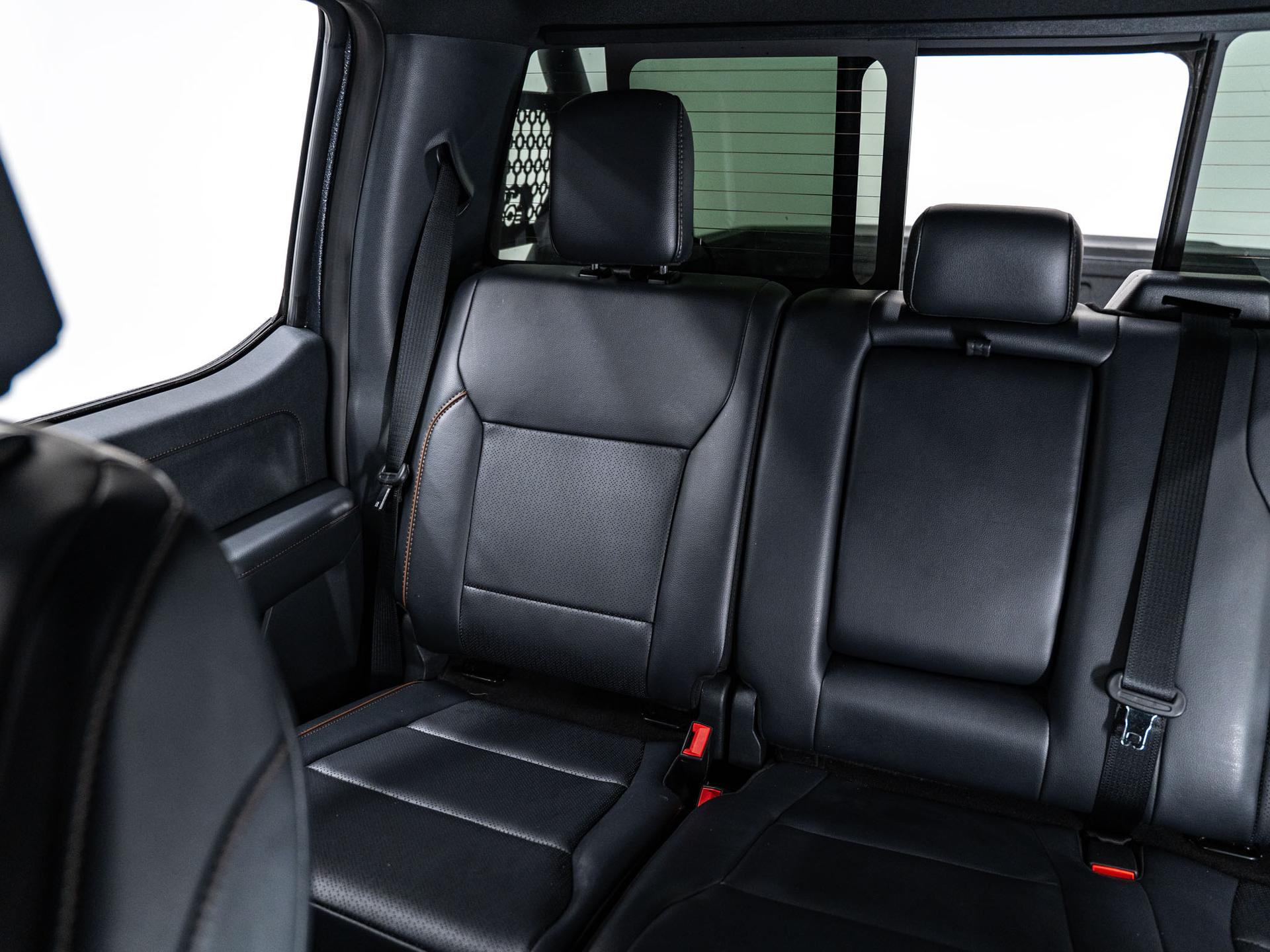 2025 FORD F-150 4X4 LARIAT in Gun Metal Gray, photo 36 of 54