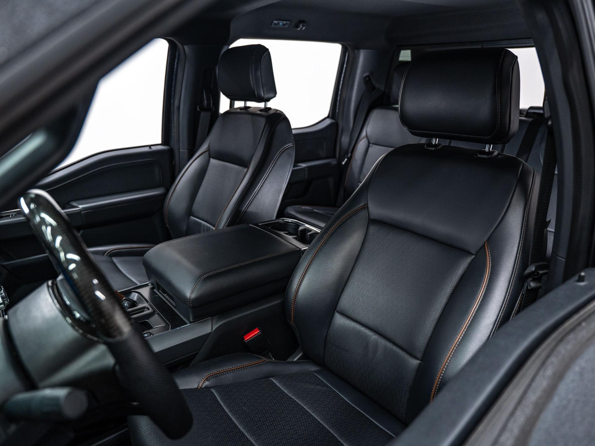 2025 FORD F-150 4X4 LARIAT in Gun Metal Gray, photo 23 of 54
